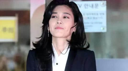 三星李富真高傲冷酷