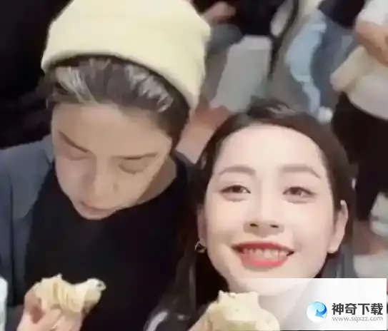 Amber单杀Uzi 反超EDG:Uzi