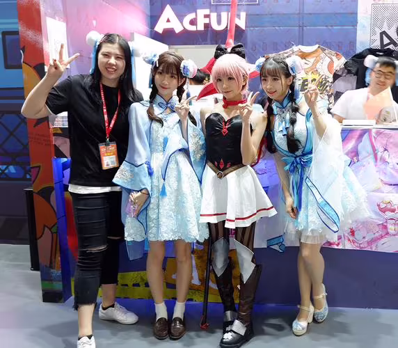 cicf(cicf和萤火虫漫展哪个大)